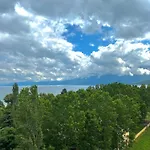 아파트 Luxury Lakeview In 포그라데츠