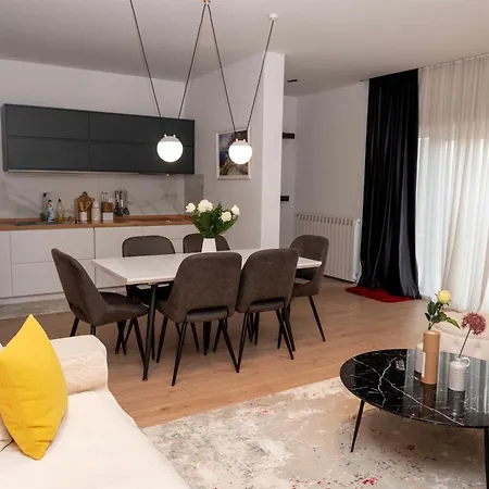 Luxury Lakeview In Apartment Pogradec