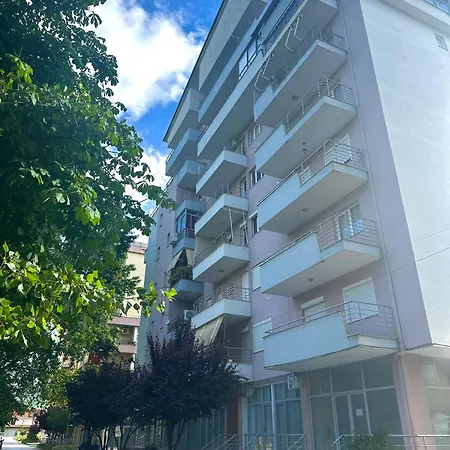 Luxury Lakeview In Appartement Pogradec